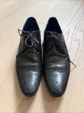 Ted Baker Classic Men's Black Wingtip Oxford Shoes